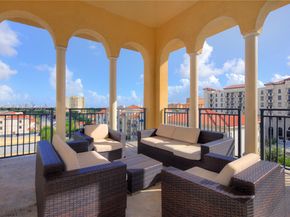 1607 Ponce De Leon Blvd 12E, Coral Gables FL 33134