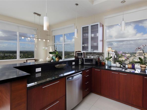 1607 Ponce De Leon Blvd 12E, Coral Gables FL 33134