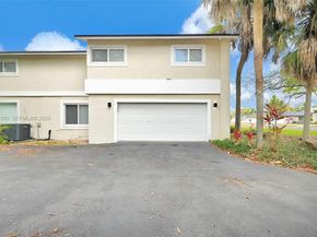 9300 E Calusa Club Dr, Miami FL 33186