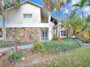 9300 E Calusa Club Dr, Miami FL 33186