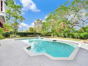 9300 E Calusa Club Dr, Miami FL 33186