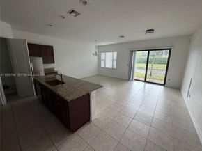 11330 SW 16th St 11330, Pembroke Pines FL 33025