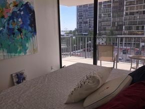 Undisclosed Address #A11861772, Miami FL 33129