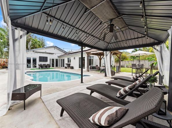 12825 SW 107th Ter, Miami FL 33186