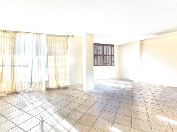 6039 Collins Ave 833, Miami Beach FL 33140