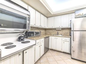 6039 Collins Ave 833, Miami Beach FL 33140