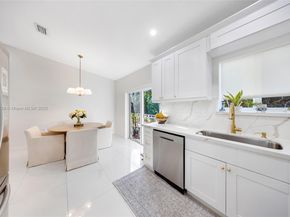 7271 NW 174th Ter 203, Hialeah FL 33015