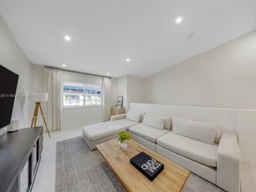 7271 NW 174th Ter 203, Hialeah FL 33015