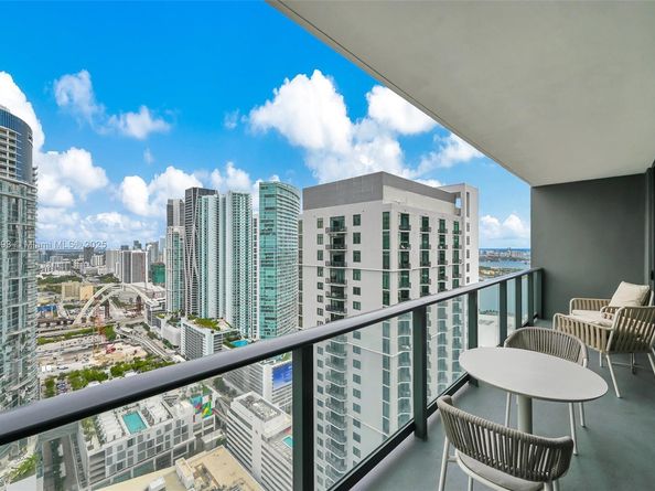 159 NE 6th St 3901, Miami FL 33132