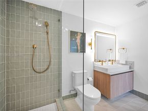 159 NE 6th St 3901, Miami FL 33132