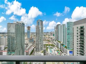 159 NE 6th St 3901, Miami FL 33132