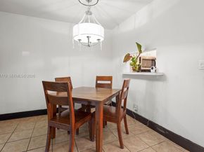 5121 W Oakland Park Blvd 109, Lauderdale Lakes FL 33313