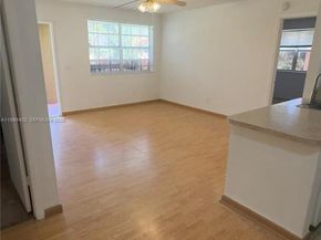10480 NW 8th St 201, Pembroke Pines FL 33026
