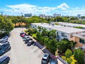 7320 Carlyle Ave, Miami Beach FL 33141