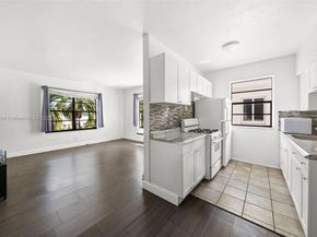 7320 Carlyle Ave, Miami Beach FL 33141