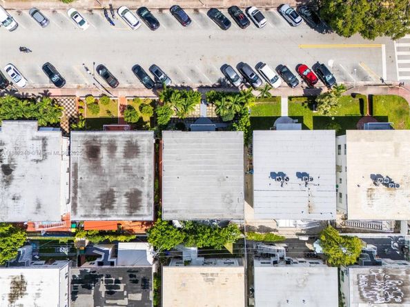 7320 Carlyle Ave, Miami Beach FL 33141