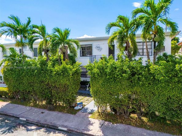 7320 Carlyle Ave, Miami Beach FL 33141