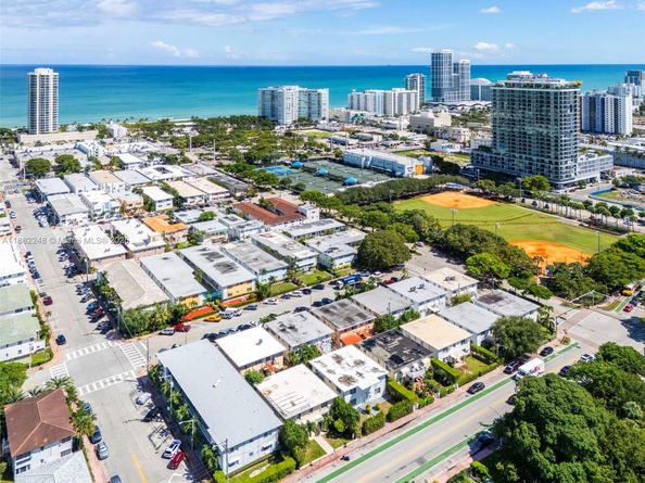 7320 Carlyle Ave, Miami Beach FL 33141