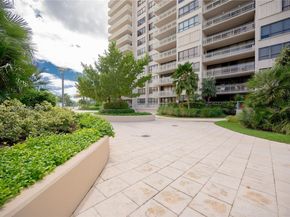 3 Grove Isle Dr C308, Miami FL 33133
