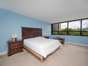 3 Grove Isle Dr C308, Miami FL 33133