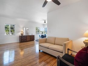 7207 Bay Dr 11, Miami Beach FL 33141