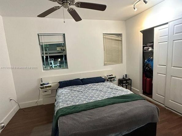 7025 Rue Granville, Miami Beach FL 33141