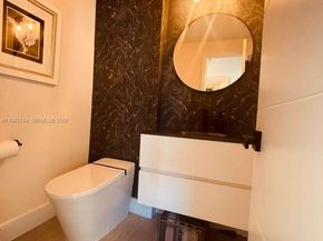 2829 Indian Creek Dr 603, Miami Beach FL 33140