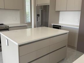 1418 Lantana Dr, Weston FL 33326