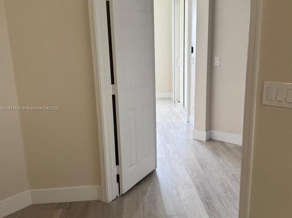 1418 Lantana Dr, Weston FL 33326