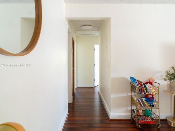 3215 SW 2nd Ct, Deerfield Beach FL 33442
