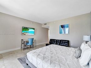 2600 E Hallandale Beach Blvd T3201, Hallandale Beach FL 33009