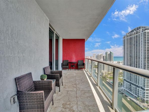 2600 E Hallandale Beach Blvd T3201, Hallandale Beach FL 33009