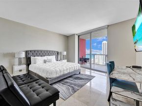 2600 E Hallandale Beach Blvd T3201, Hallandale Beach FL 33009