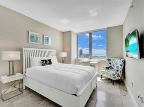 2600 E Hallandale Beach Blvd T3201, Hallandale Beach FL 33009