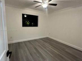 5261 W 25th Ct 904, Hialeah FL 33016