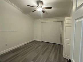 5261 W 25th Ct 904, Hialeah FL 33016