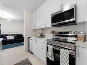 1562 NW 8th Ave, Homestead FL 33030