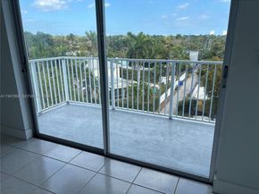 1701 Washington St 504, Hollywood FL 33020
