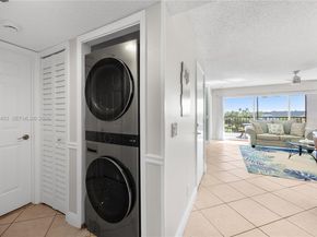 275 Palm Ave A407, Jupiter FL 33477