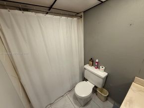 210 172nd St 529, Sunny Isles Beach FL 33160