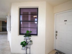 7632 Fairfax Dr 7632, Tamarac FL 33321