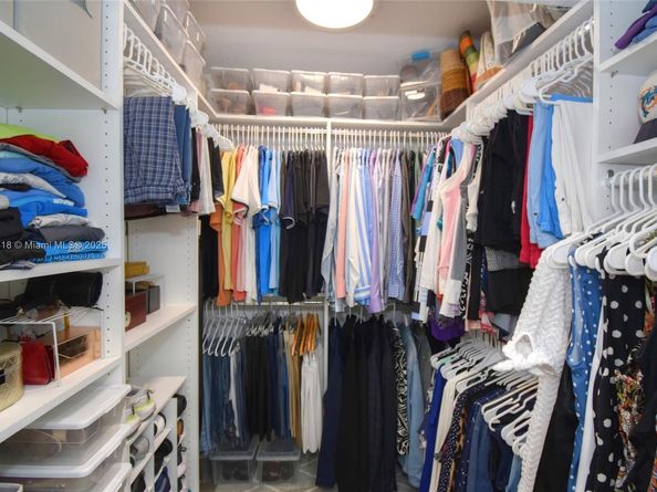 7632 Fairfax Dr 7632, Tamarac FL 33321