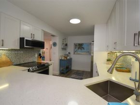 7632 Fairfax Dr 7632, Tamarac FL 33321