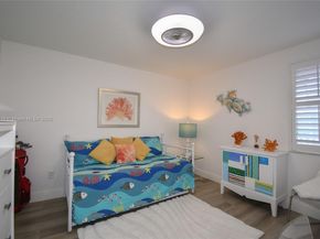 7632 Fairfax Dr 7632, Tamarac FL 33321