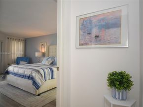 7632 Fairfax Dr 7632, Tamarac FL 33321