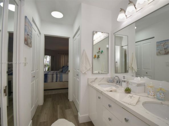 7632 Fairfax Dr 7632, Tamarac FL 33321