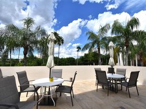 7632 Fairfax Dr 7632, Tamarac FL 33321