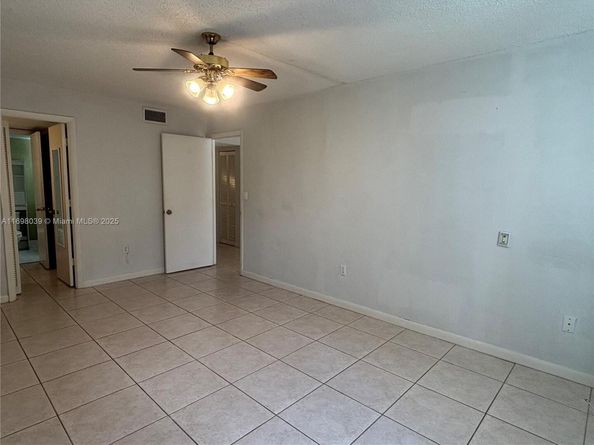 9350 Fontainebleau Blvd 203, Miami FL 33172