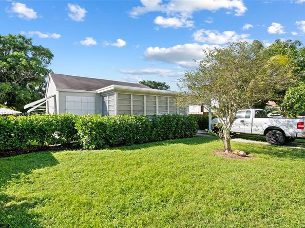 2234 Cleveland St, Hollywood FL 33020