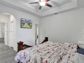 9860 NW 20th Ct, Pembroke Pines FL 33024
